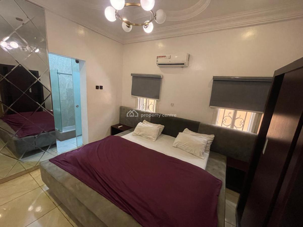 Luxury 1 Bedroom Apartment, Babatunde Dabiri Street, Lekki Phase 1, Lekki, Lagos, Mini Flat (room and Parlour) Short Let