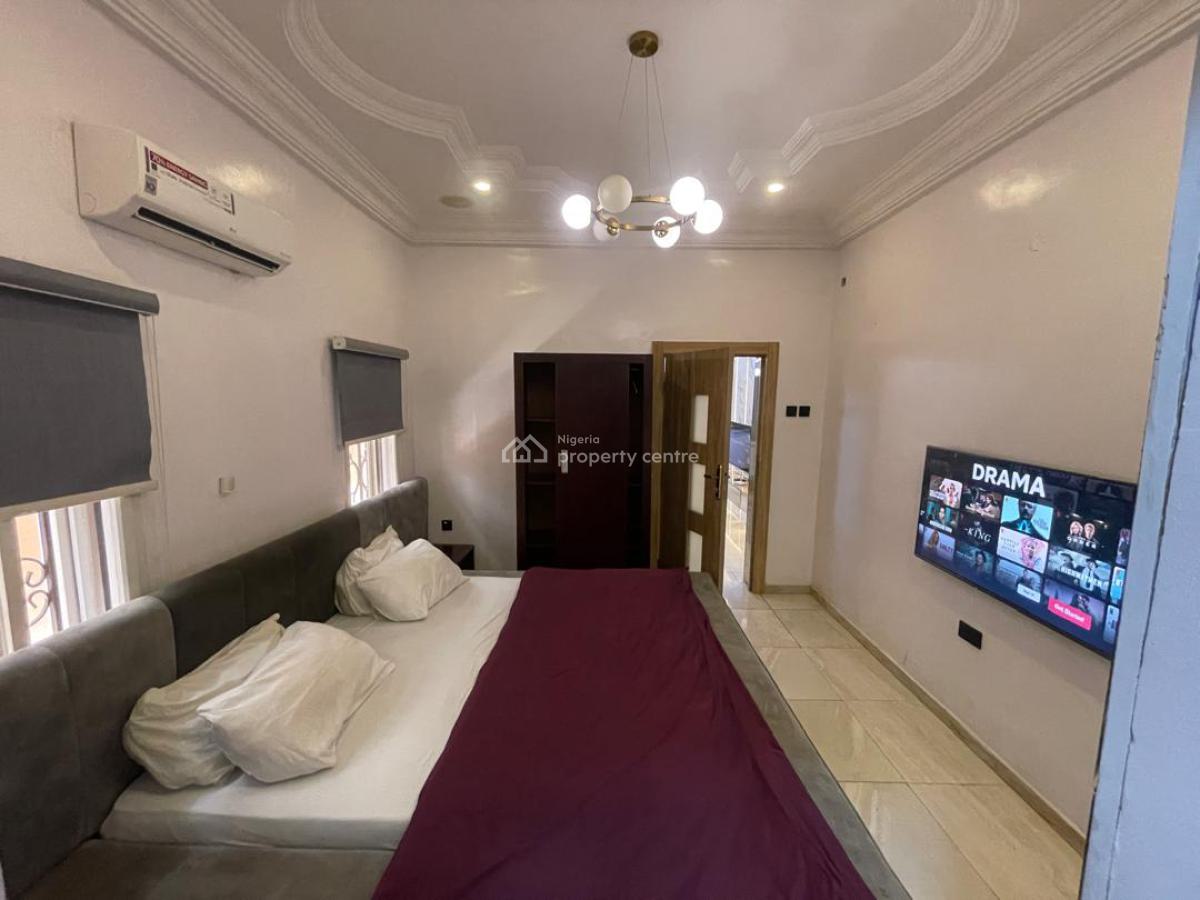 Luxury 1 Bedroom Apartment, Babatunde Dabiri Street, Lekki Phase 1, Lekki, Lagos, Mini Flat (room and Parlour) Short Let