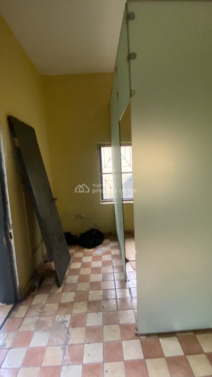 Commercial Bq Space at Lekki, Lekki, Lagos, Commercial Property for Rent