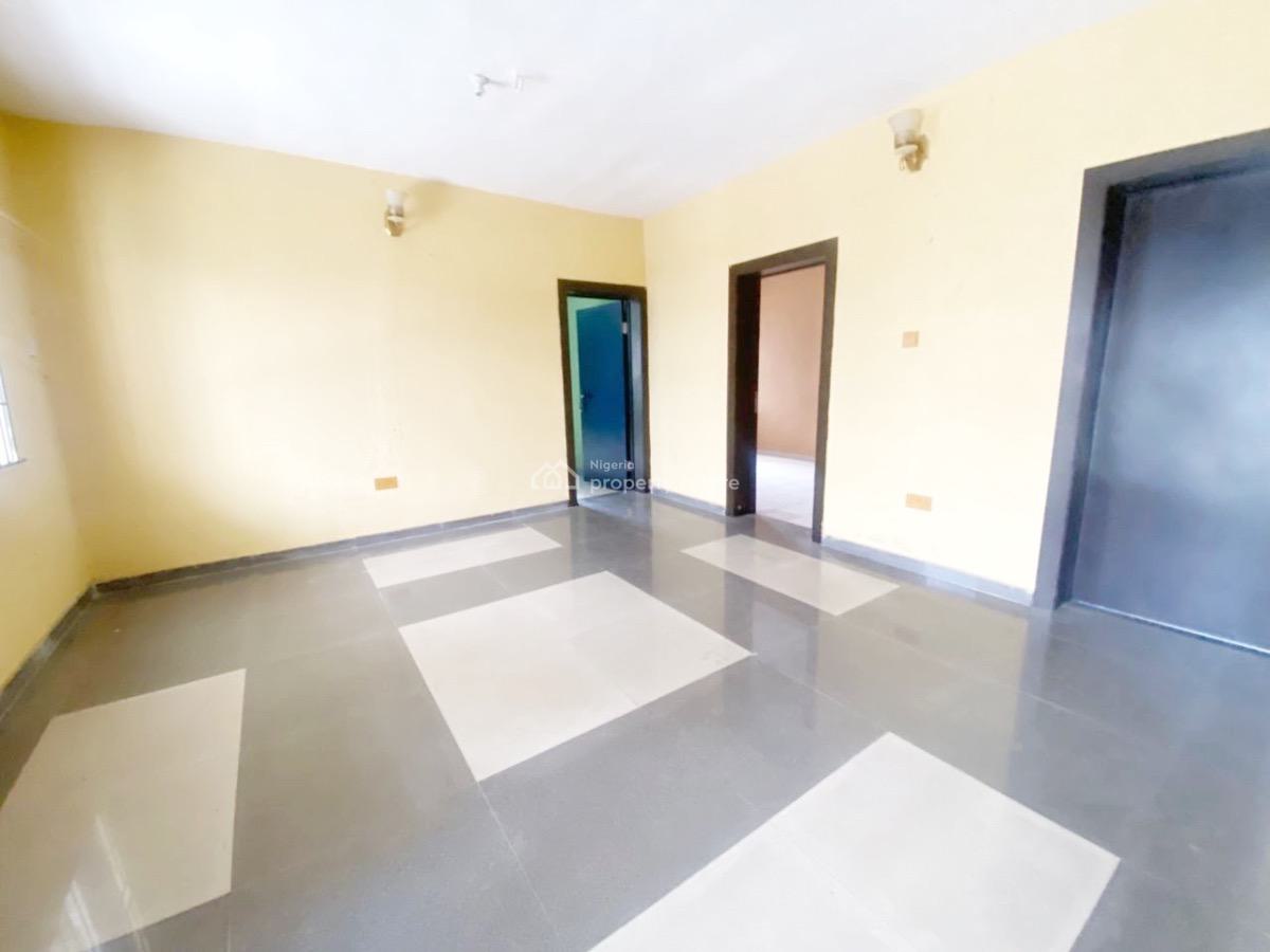a Well Maintained Spacious 3 Bedroom Flat, Gra Phase 1, Magodo, Lagos, Flat / Apartment for Rent