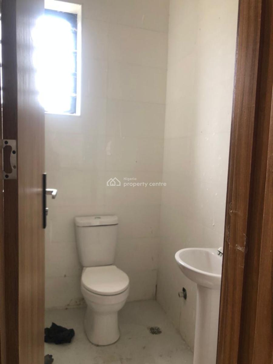 Shop Space Available, Orchid Road, Lekki, Lagos, Shop for Rent