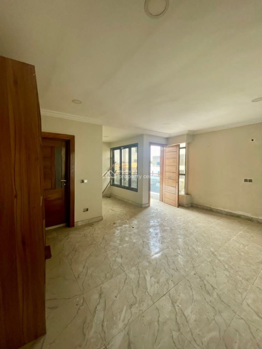 5bedroom Fully Detached Duplexe With1 Room Bq in a Serene Gated Estate, Lekki Phase 1 Lagos State, Lekki, Lagos, Detached Duplex for Sale