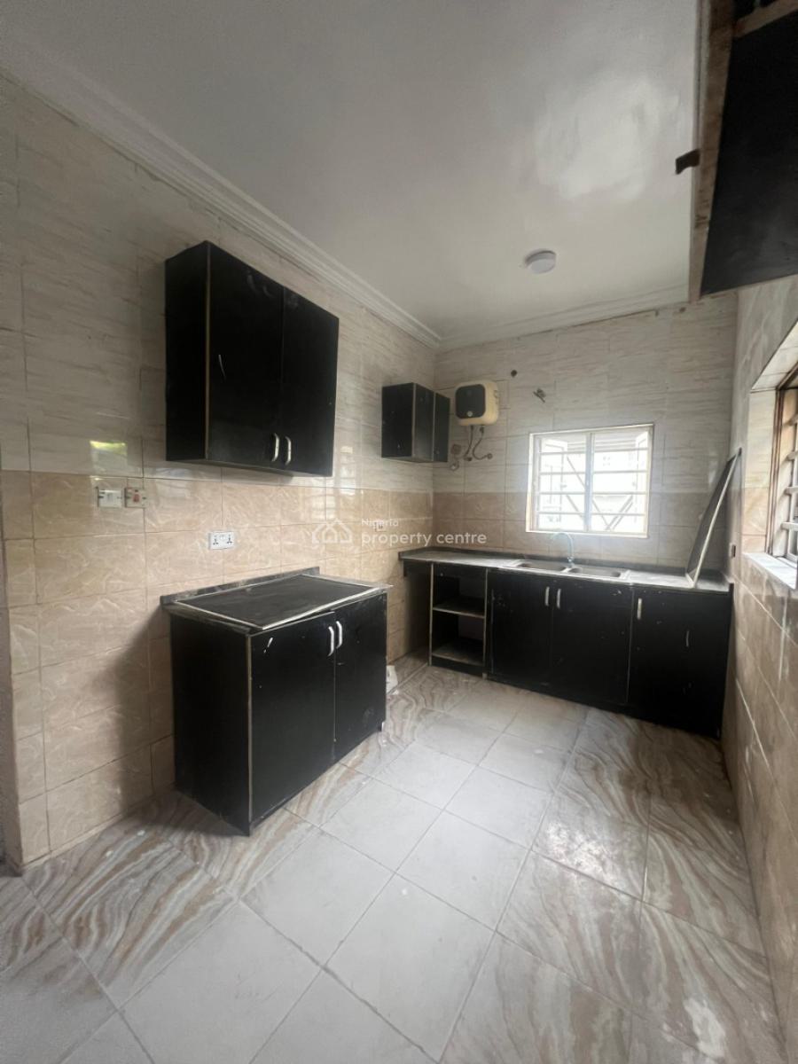 Spacious 2 Bedroom Flat in Osapa, Osapa, Lekki, Lagos, Flat / Apartment for Rent