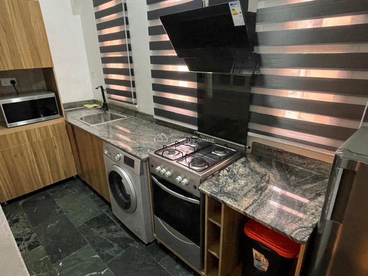 Luxury 1 Bedroom Apartment, Hunponu Wusu Street, Lekki Phase 1, Lekki, Lagos, Mini Flat (room and Parlour) Short Let