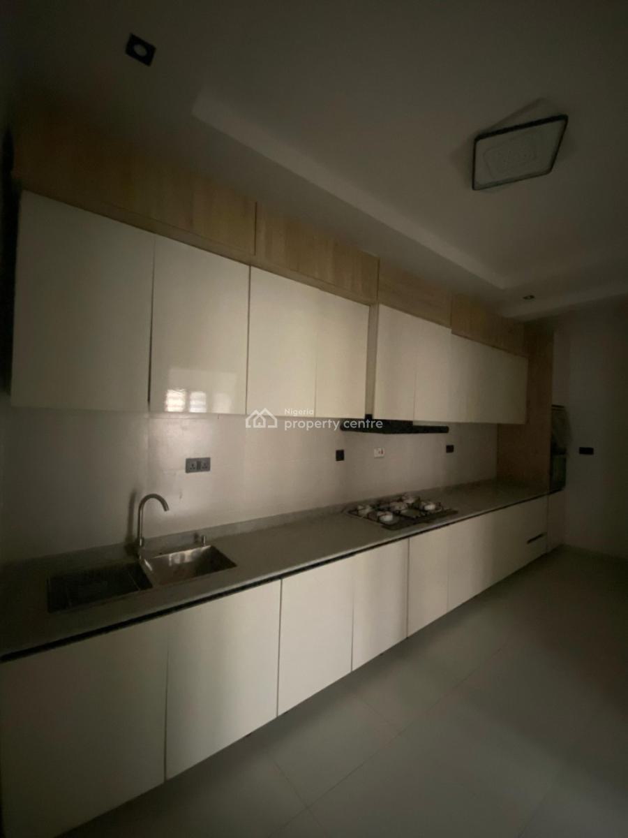 Stunning 1 & 2 Bedroom Apartments with Swimming Pool, Ologolo, Lekki, Lagos, Flat / Apartment for Sale