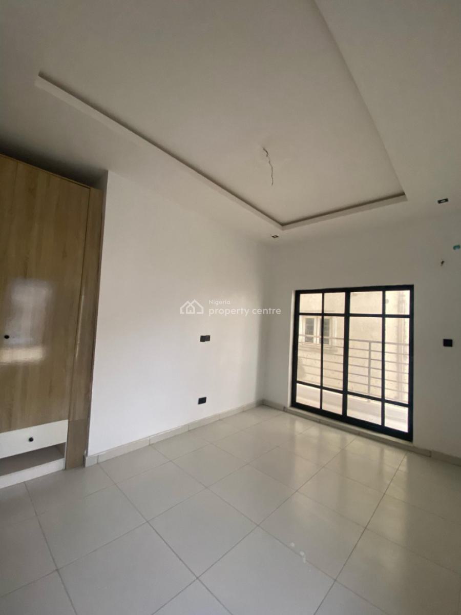 Stunning 1 & 2 Bedroom Apartments with Swimming Pool, Ologolo, Lekki, Lagos, Flat / Apartment for Sale
