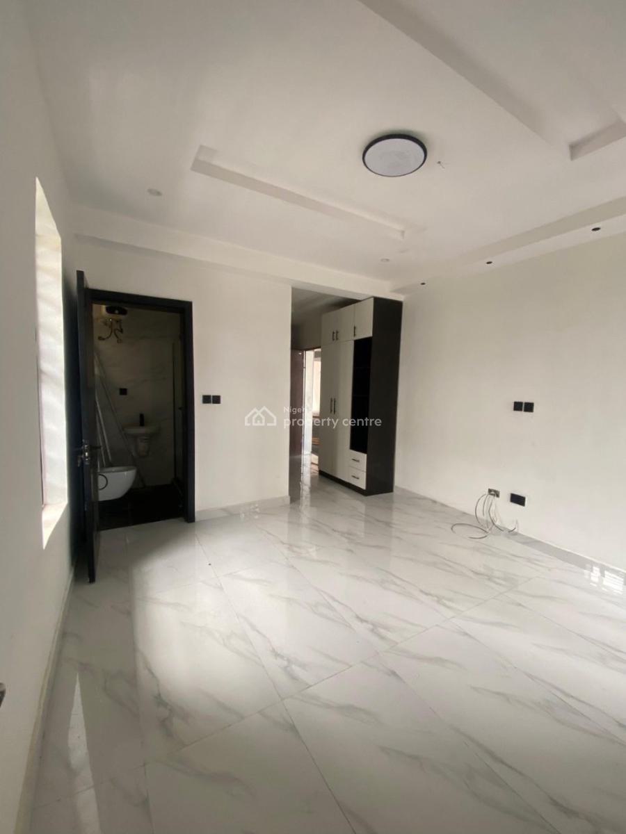 Studio Apartment, Ologolo, Lekki, Lagos, Flat / Apartment for Sale