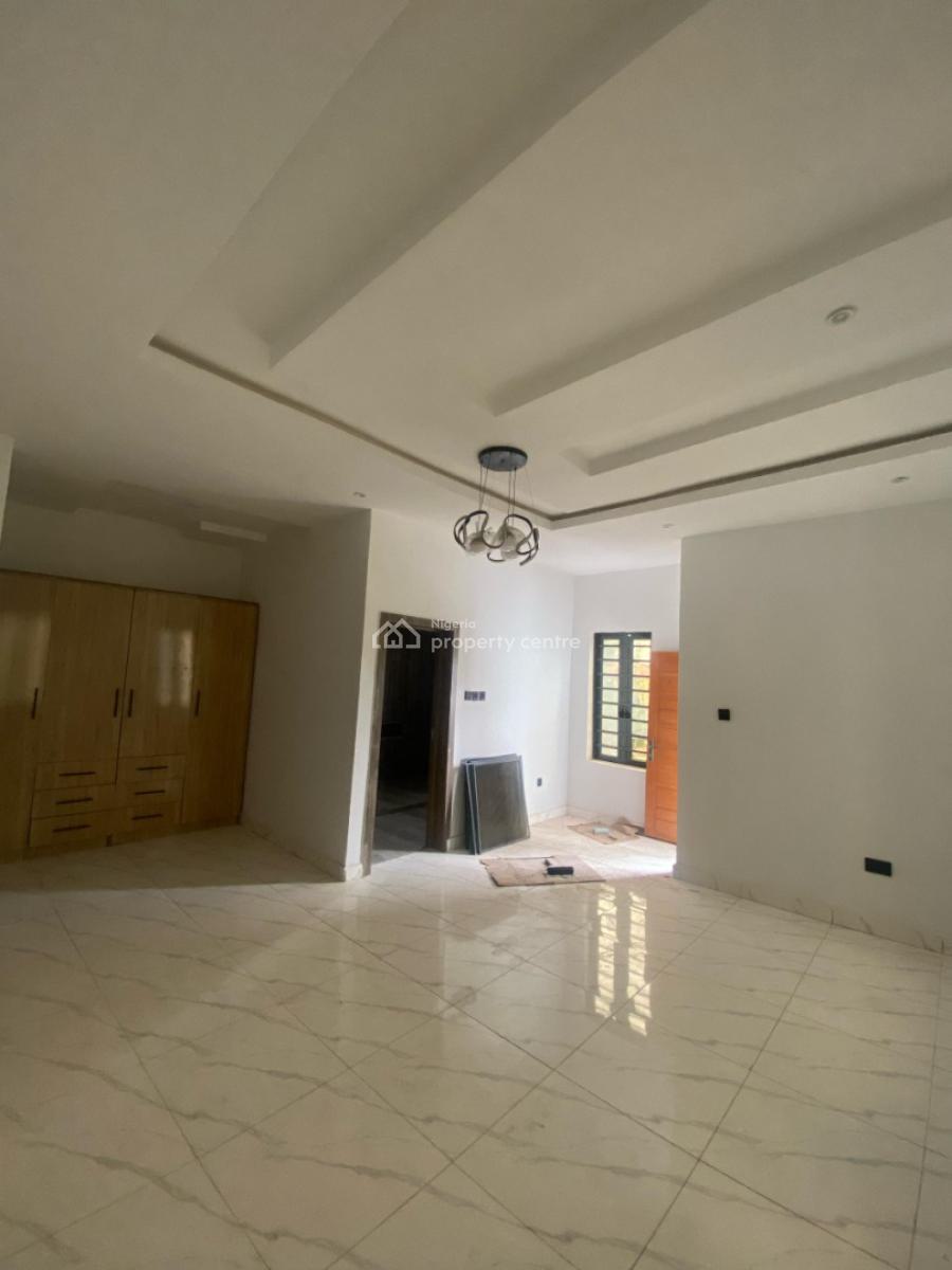 Well Finished 4 Bedroom Semi-datached Duplex, Ologolo, Lekki, Lagos, Semi-detached Duplex for Sale