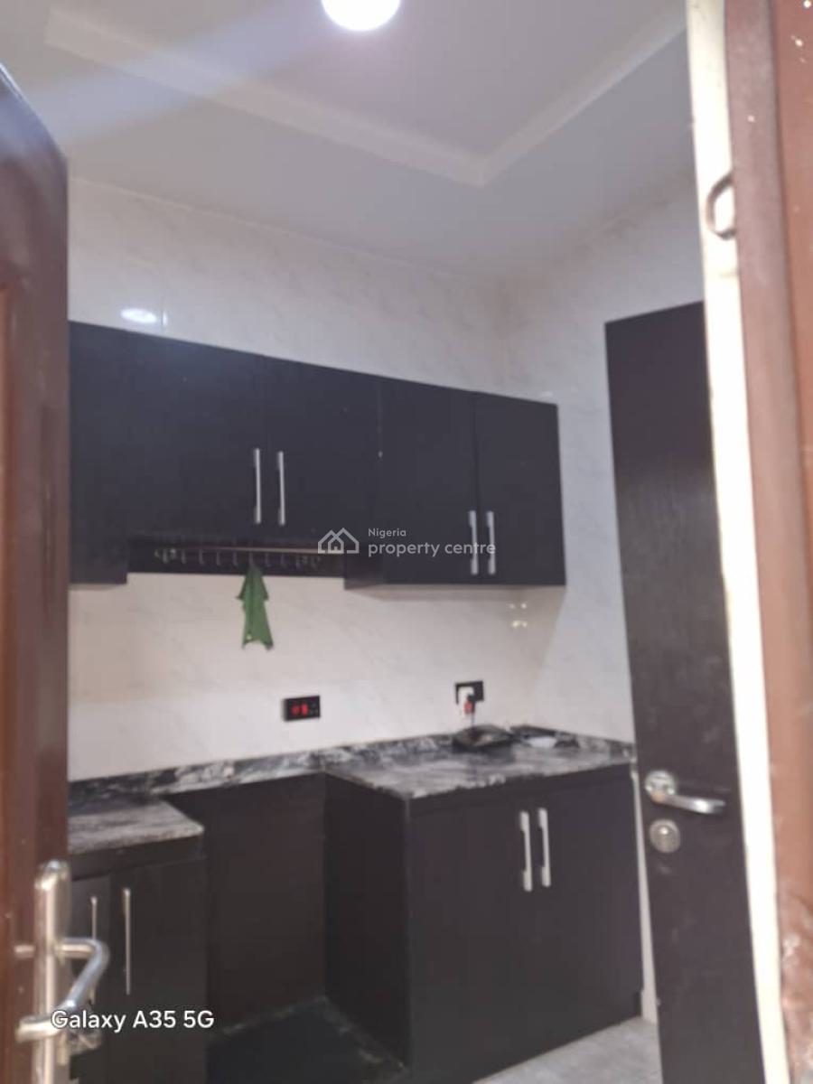 Luxury and Neat 2 Bedroom Apartment in a Good Location, Ogombo, Ajah, Lagos, Flat / Apartment for Rent