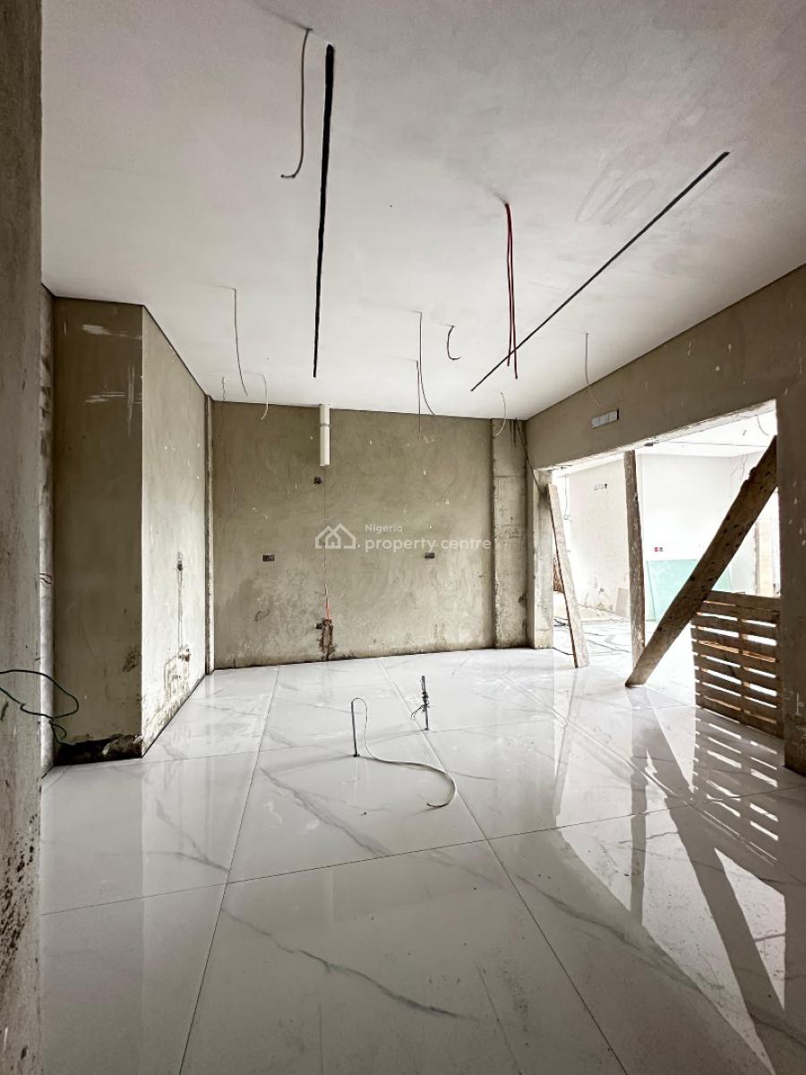 Exquisitely Detailed 4 Bedroom Apartment with Pool, 2bq and Elevator, Ikoyi, Lagos, Flat / Apartment for Sale