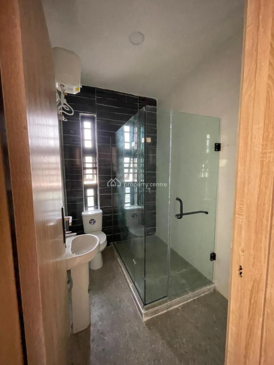 Newly Built & Fully Serviced 2 Bedroom Apartment, Emcel Garden Estate Orchid Road, Lekki, Lagos, Flat / Apartment for Rent