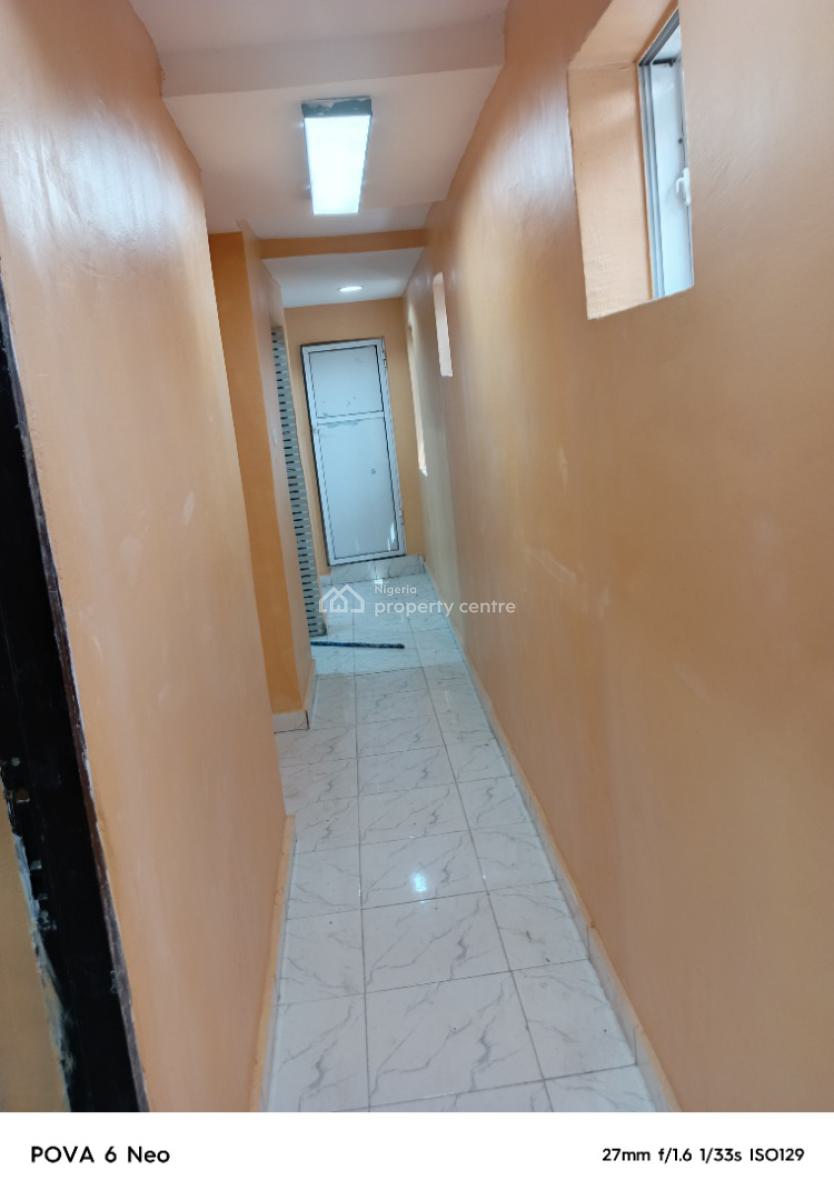 Executive and Luxury 3 Bedroom, Brand New, All Ensuit, Born Way, Alagomeji, Yaba, Lagos, Flat / Apartment for Rent
