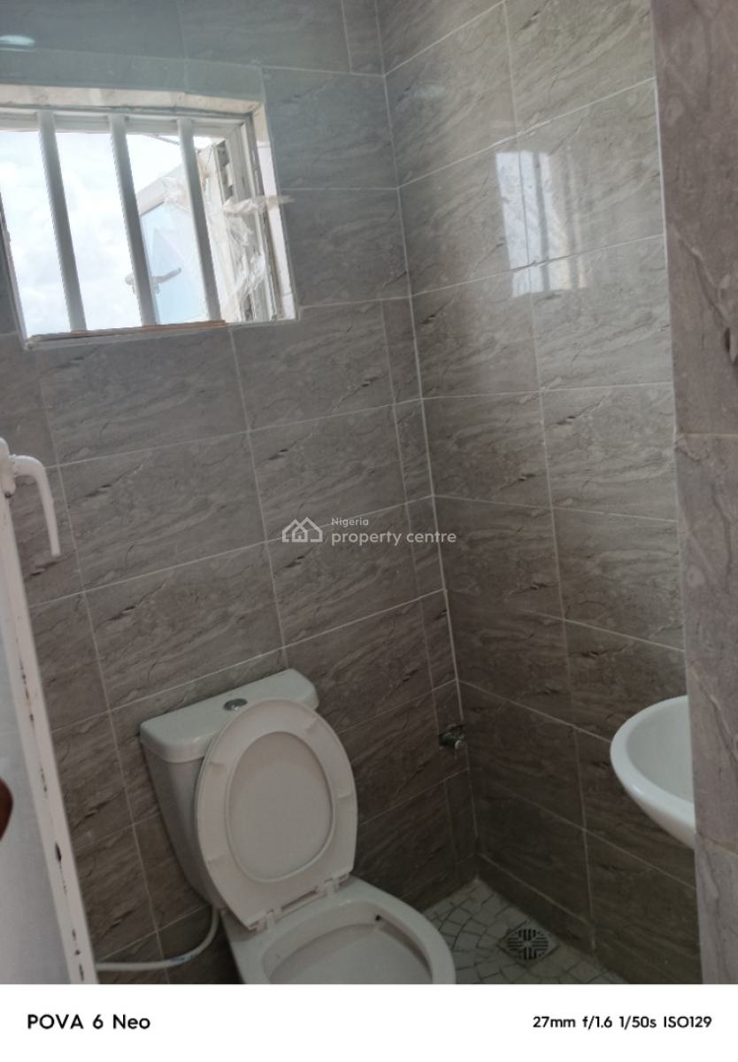 Executive and Luxury 3 Bedroom, Brand New, All Ensuit, Born Way, Alagomeji, Yaba, Lagos, Flat / Apartment for Rent