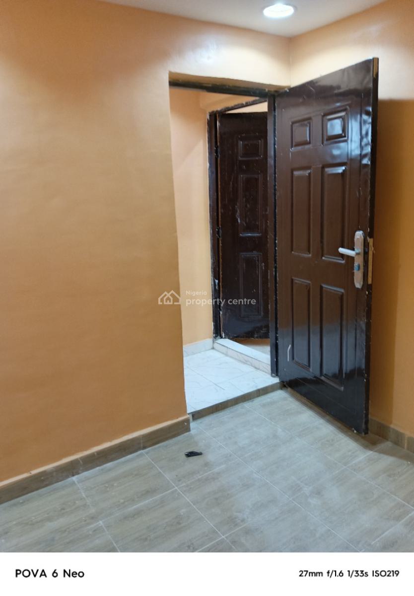 Executive and Luxury 3 Bedroom, Brand New, All Ensuit, Born Way, Alagomeji, Yaba, Lagos, Flat / Apartment for Rent