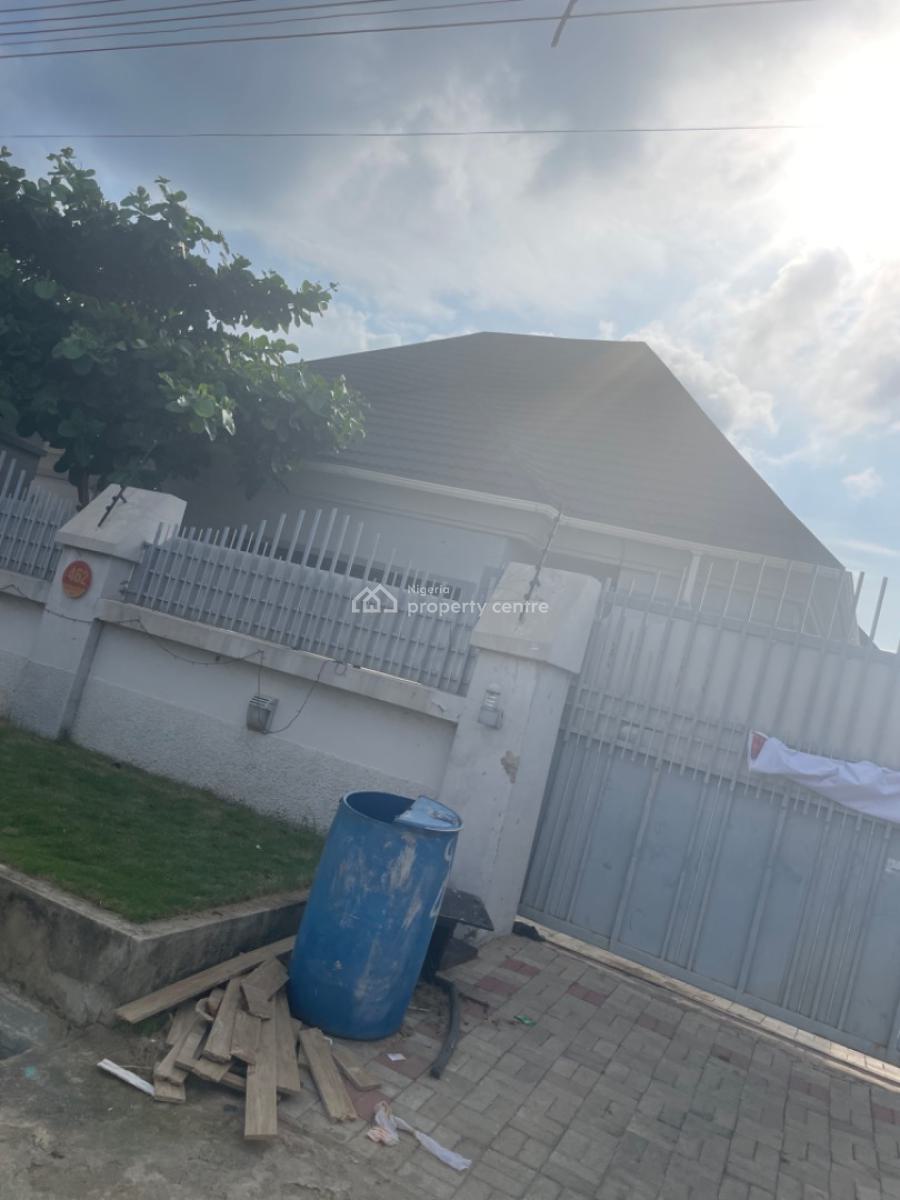 3bedroom Bungalow +1bedroom Bq+ 1selfcontain+security Hse, Efab Queens Estate, Gwarinpa, Abuja, Detached Bungalow for Sale