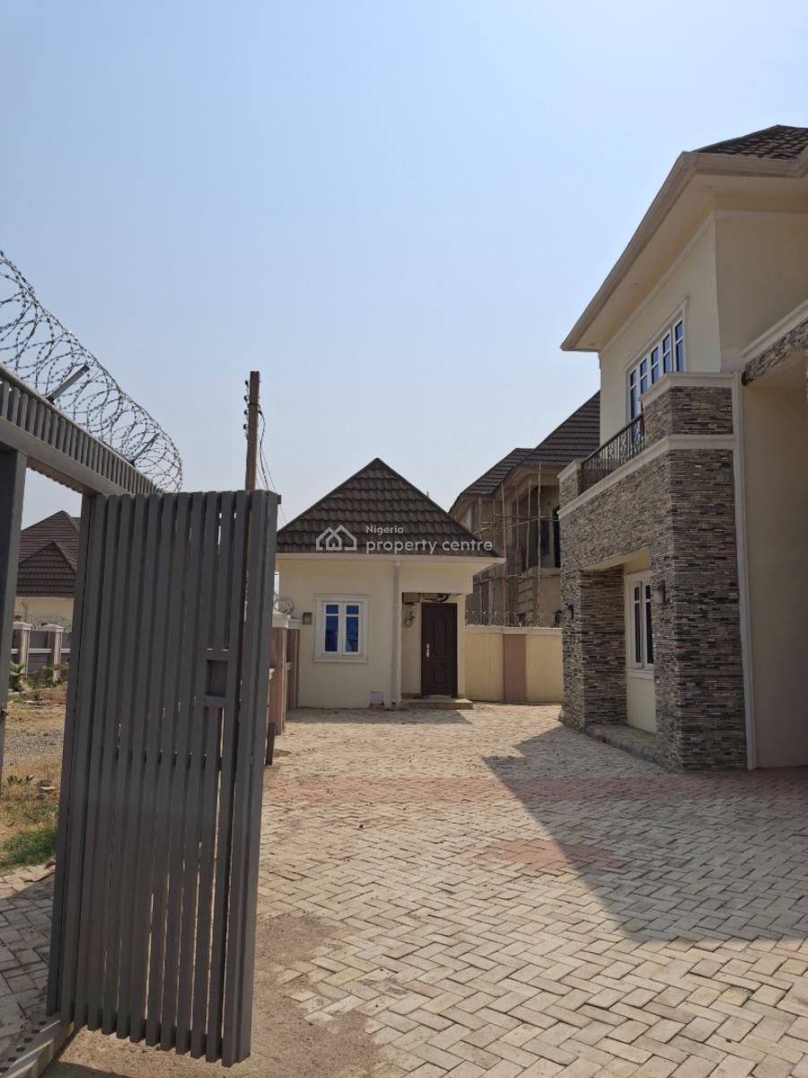 4 Bedroom Fully Detached Duplex with Attached Bq, Niu Estate,  Along Kubwa Expressway Opposite Mopol Barraks,  Abuja, Kaba, Abuja, Detached Duplex for Rent