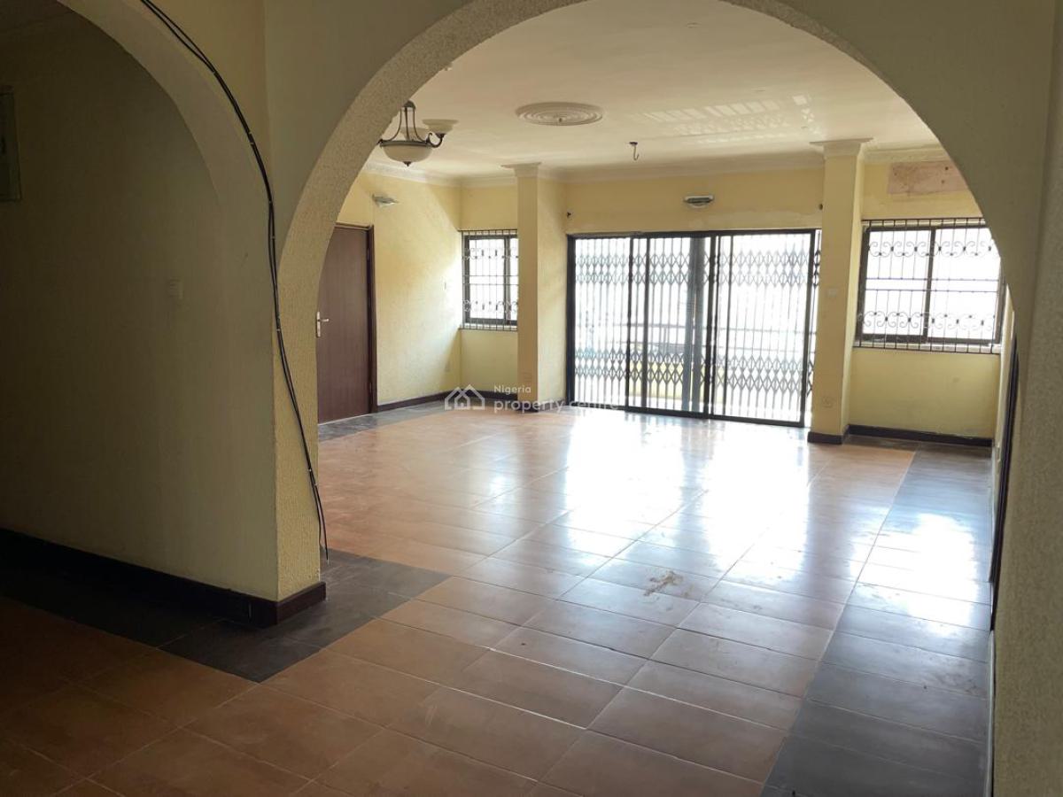 3 Bedroom Flat with a Room Boy Quater, Ikoyi, Lagos, Flat / Apartment for Rent