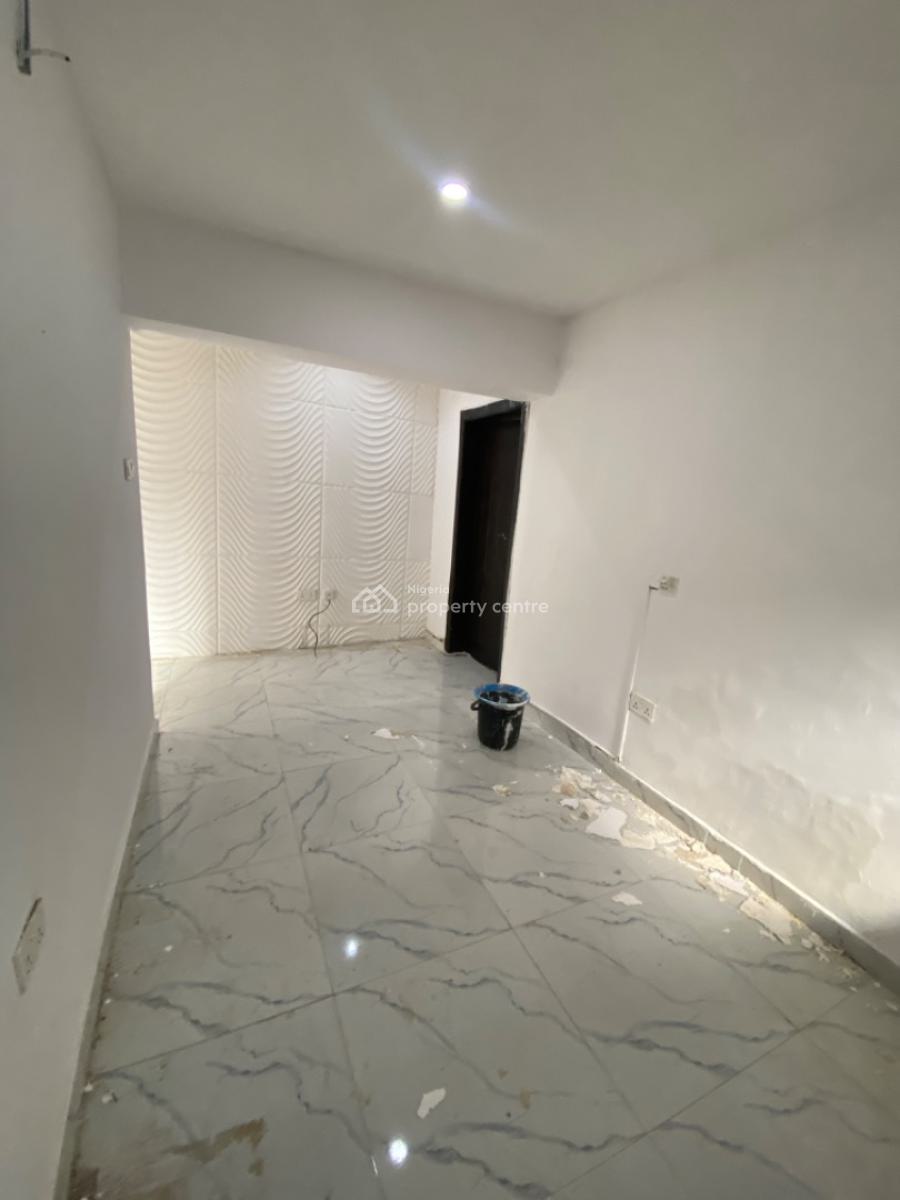 Spacious Mini Flat at Lekki Phase 1, Off Admiralty Road Lekki Phase 1, Lekki Phase 1, Lekki, Lagos, Mini Flat (room and Parlour) for Rent
