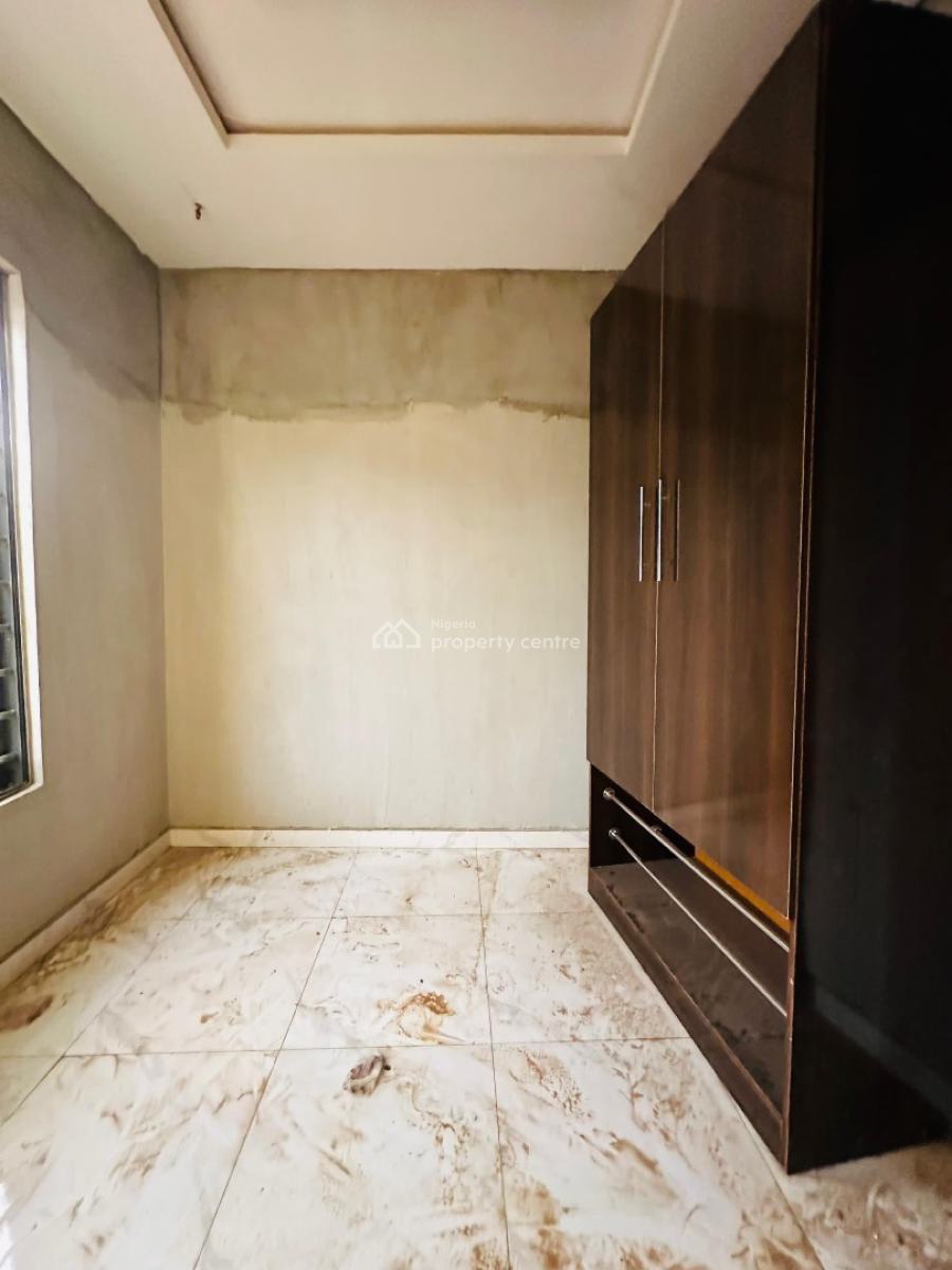 Astonishing 3 Bedroom Apartment in a Secured Environment, Ogba, Ikeja, Lagos, Flat / Apartment for Sale