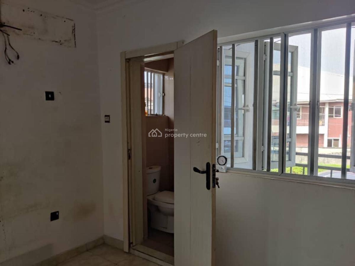 3bedroom Flat at Ikota Villa Lekki Lagos, Ikota Villa Lekki Lagos, Ikota, Lekki, Lagos, Flat / Apartment for Rent