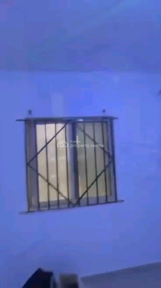 Nicely Renovated 3 Bedroom Up Flat 2t 2b a Room Ensuite All Tiled with, Off Ilaje Road, Bariga, Shomolu, Lagos, Flat / Apartment for Rent