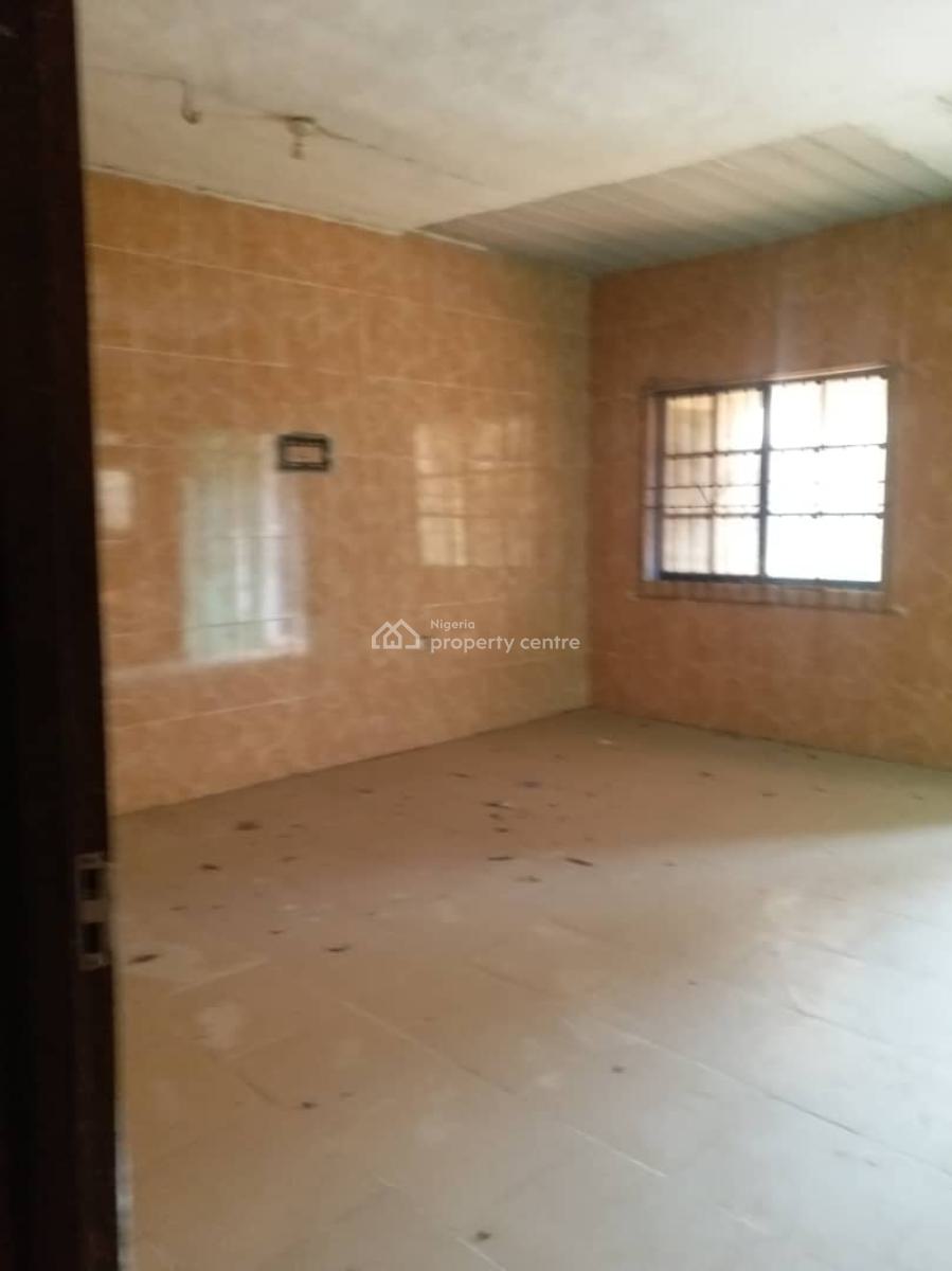 4 Bedroom with 3 Room and Parlour, Oreyo, Igbogbo, Ikorodu, Lagos, Semi-detached Bungalow for Sale