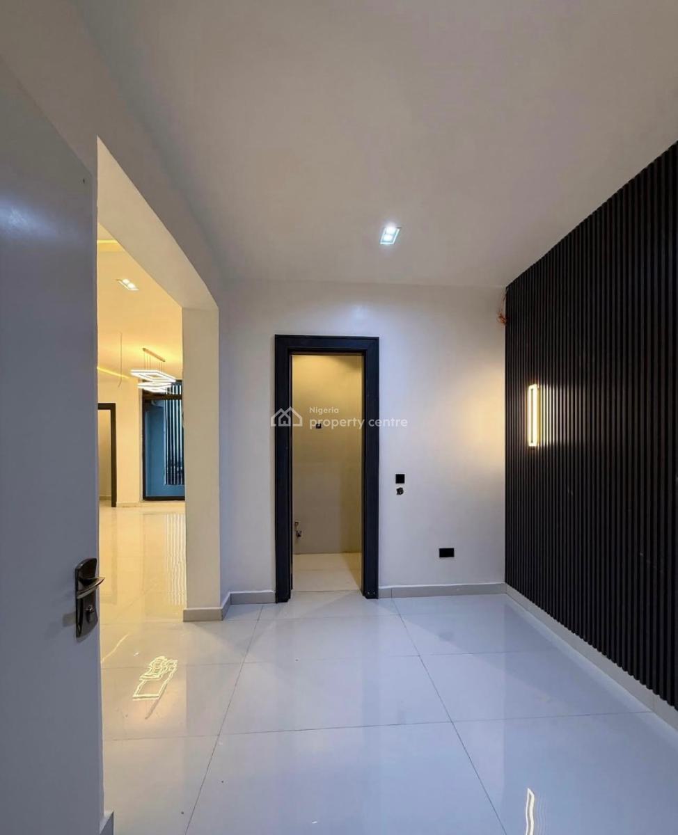 Brand New 3 Bedroom Maisonette, Guzape, Guzape District, Abuja, Flat / Apartment for Sale
