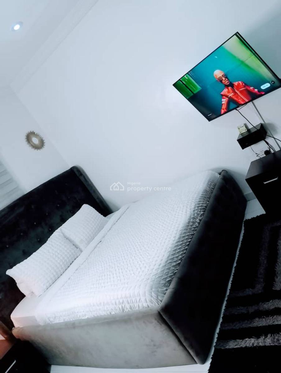 Fully Furnished 2 Bedroom Apartment, Available at Lekki Right, Lekki Phase 1, Lekki, Lagos, Flat / Apartment for Rent