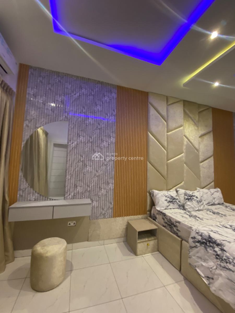 Luxurious Master Bedroom Available for Monthly Stay, Lekki Palm City Estate, Ajah, Lagos, Terraced Duplex Short Let