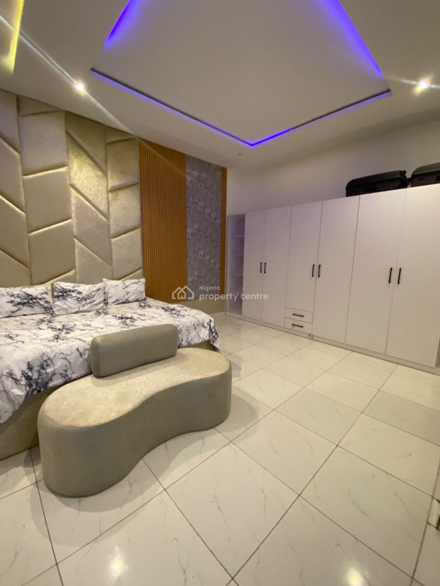 Luxurious Master Bedroom Available for Monthly Stay, Lekki Palm City Estate, Ajah, Lagos, Terraced Duplex Short Let