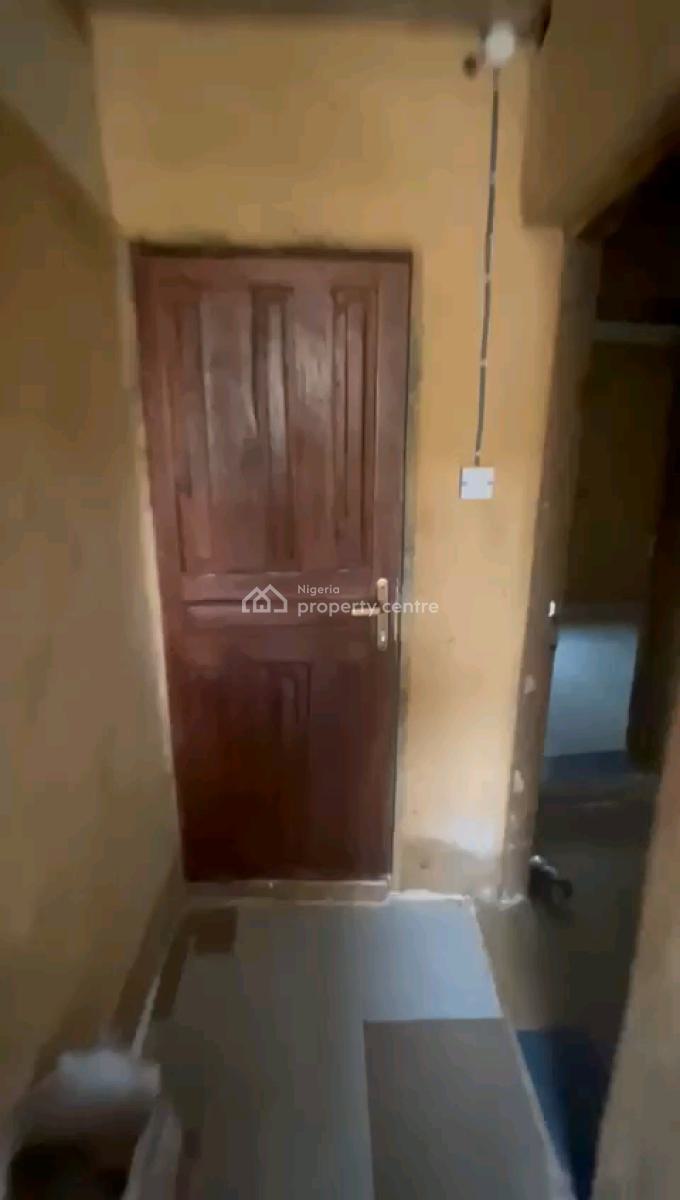 a Newly Renovated and Decent Miniflat, Bungalow with 2t/2b, Off Odunsi Street, Bariga, Shomolu, Lagos, Mini Flat (room and Parlour) for Rent