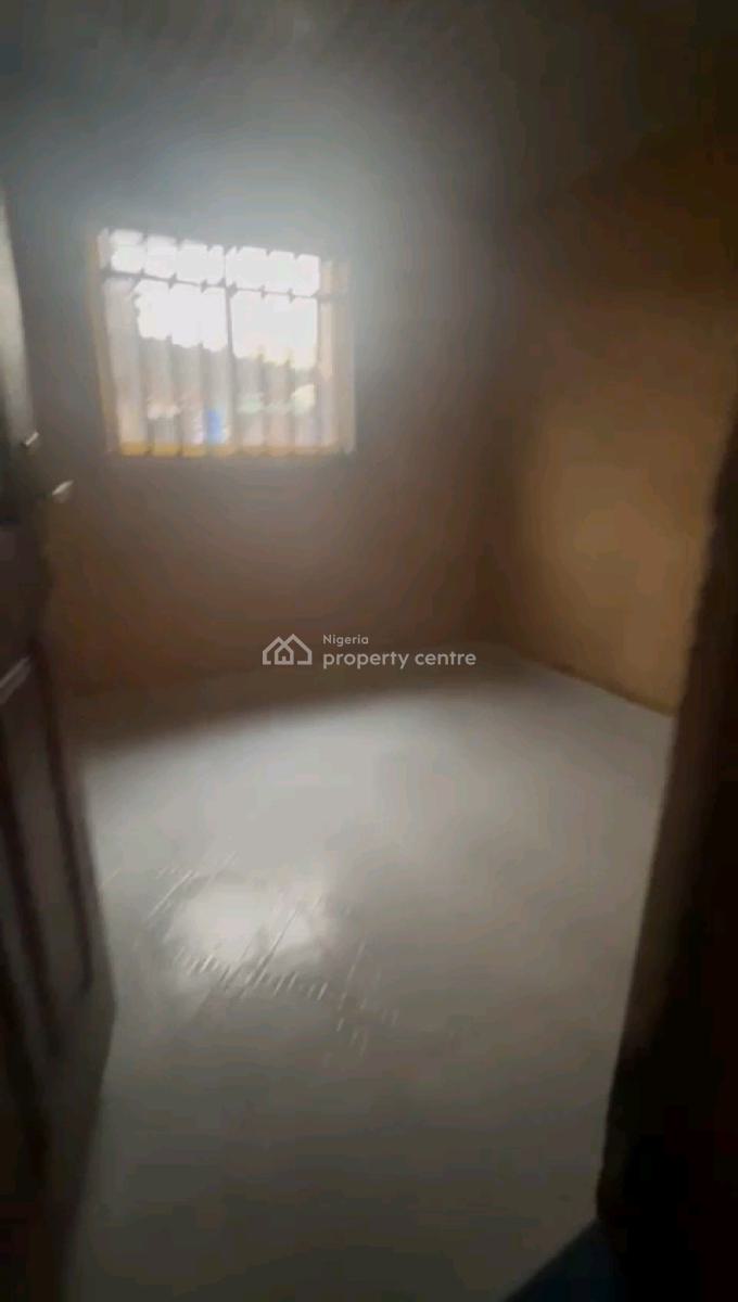 a Newly Renovated and Decent Miniflat, Bungalow with 2t/2b, Off Odunsi Street, Bariga, Shomolu, Lagos, Mini Flat (room and Parlour) for Rent