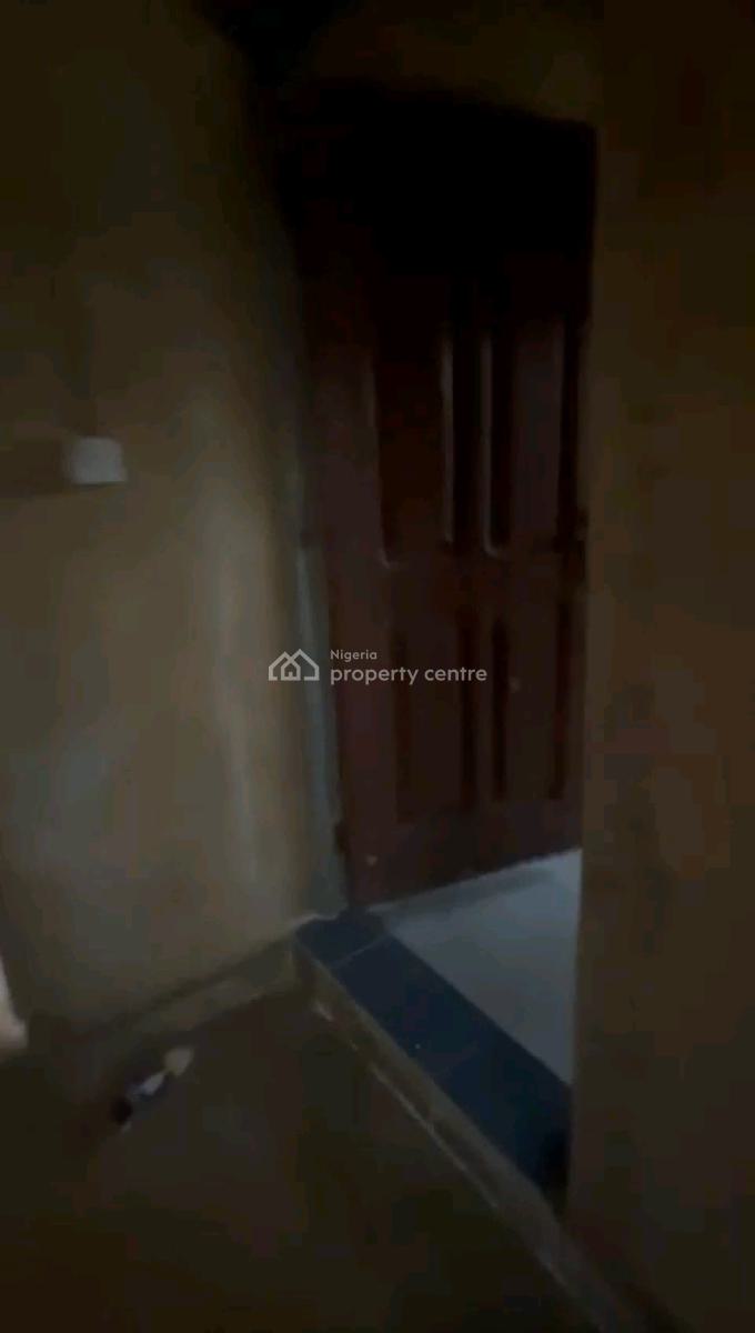 a Newly Renovated and Decent Miniflat, Bungalow with 2t/2b, Off Odunsi Street, Bariga, Shomolu, Lagos, Mini Flat (room and Parlour) for Rent