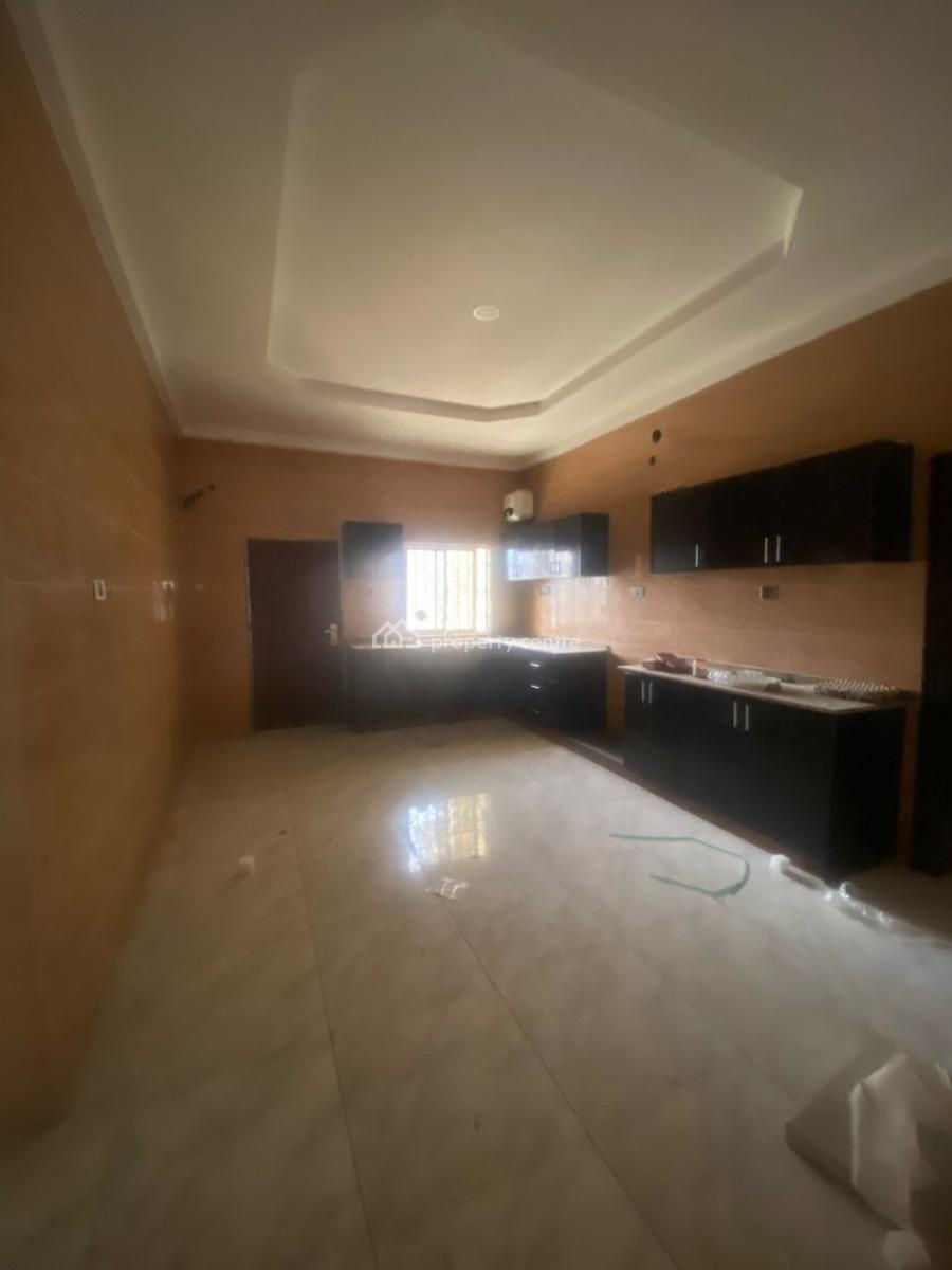 Well Finished 3 Bedrooms Apartments No Bq, Gilmor Area, Jahi, Abuja, Flat / Apartment for Rent