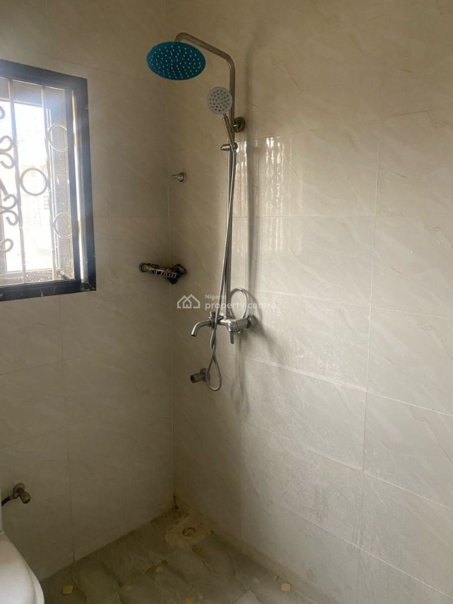 Well Finished 3 Bedrooms Apartments No Bq, Gilmor Area, Jahi, Abuja, Flat / Apartment for Rent