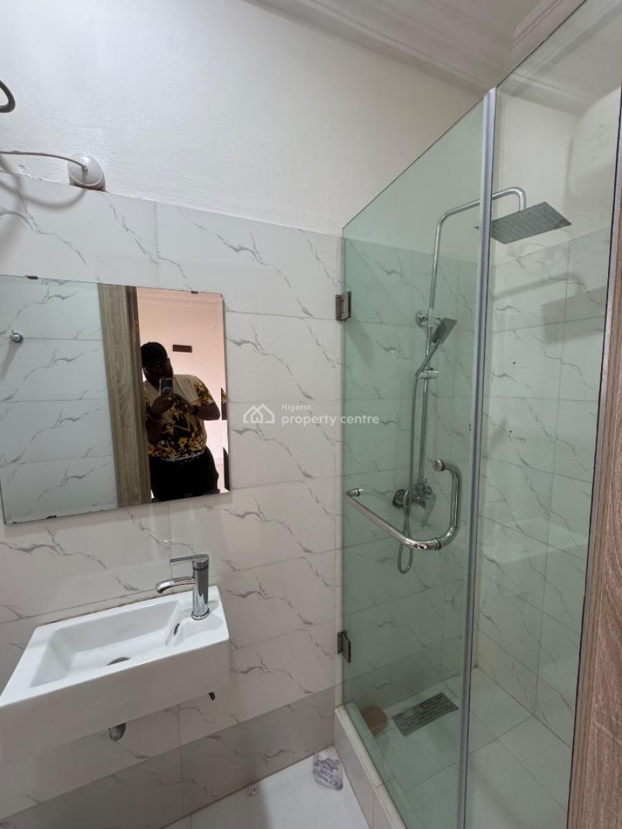 𝐖𝐄𝐋𝐋 𝐌𝐀𝐈𝐍𝐓𝐀𝐈𝐍𝐄𝐃 3 𝐁𝐄𝐃𝐑𝐎𝐎𝐌 𝐀𝐏𝐀𝐑𝐓𝐌𝐄𝐍𝐓, Ikoyi, Lagos, Ikoyi, Lagos, Flat / Apartment for Rent