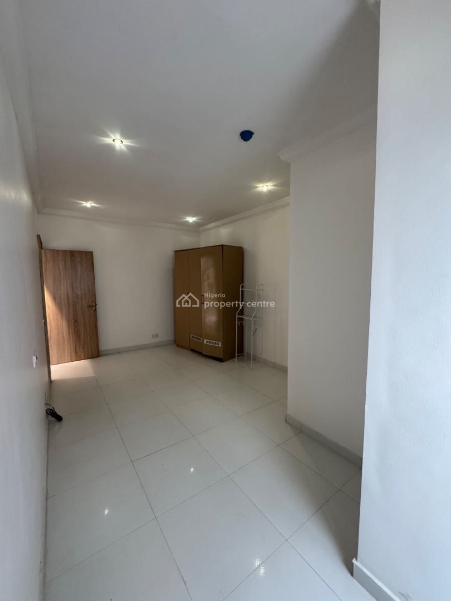 𝐖𝐄𝐋𝐋 𝐌𝐀𝐈𝐍𝐓𝐀𝐈𝐍𝐄𝐃 3 𝐁𝐄𝐃𝐑𝐎𝐎𝐌 𝐀𝐏𝐀𝐑𝐓𝐌𝐄𝐍𝐓, Ikoyi, Lagos, Ikoyi, Lagos, Flat / Apartment for Rent