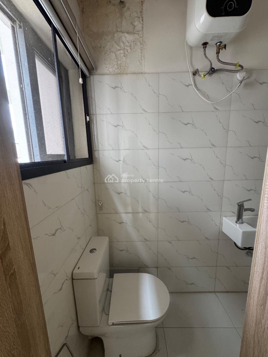 𝐖𝐄𝐋𝐋 𝐌𝐀𝐈𝐍𝐓𝐀𝐈𝐍𝐄𝐃 3 𝐁𝐄𝐃𝐑𝐎𝐎𝐌 𝐀𝐏𝐀𝐑𝐓𝐌𝐄𝐍𝐓, Ikoyi, Lagos, Ikoyi, Lagos, Flat / Apartment for Rent
