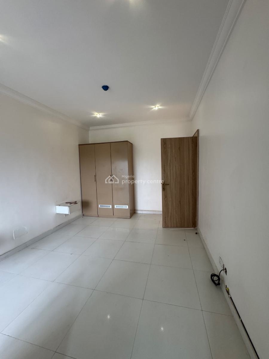 𝐖𝐄𝐋𝐋 𝐌𝐀𝐈𝐍𝐓𝐀𝐈𝐍𝐄𝐃 3 𝐁𝐄𝐃𝐑𝐎𝐎𝐌 𝐀𝐏𝐀𝐑𝐓𝐌𝐄𝐍𝐓, Ikoyi, Lagos, Ikoyi, Lagos, Flat / Apartment for Rent