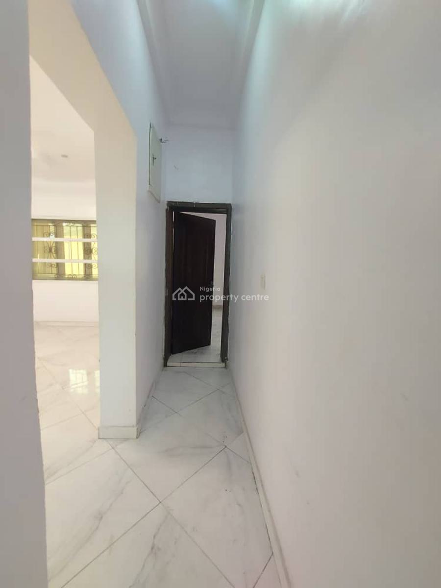 Serviced 2 Bedroom Apartment, an Estate at Chevron, Lekki, Lagos, Flat / Apartment for Rent