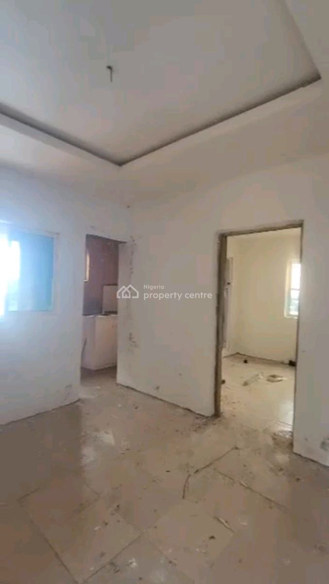 a Standard and Decent Miniflat, Upstairs with 2toilets and Bath, New Garage, Bariga, Shomolu, Lagos, Mini Flat (room and Parlour) for Rent