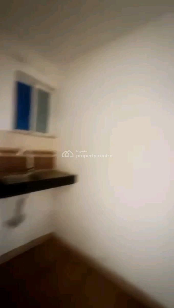 a Standard and Very Spacious Roomself Contain, Upstairs with Personal, Off Market Street, Shomolu, Lagos, Self Contain (single Rooms) for Rent