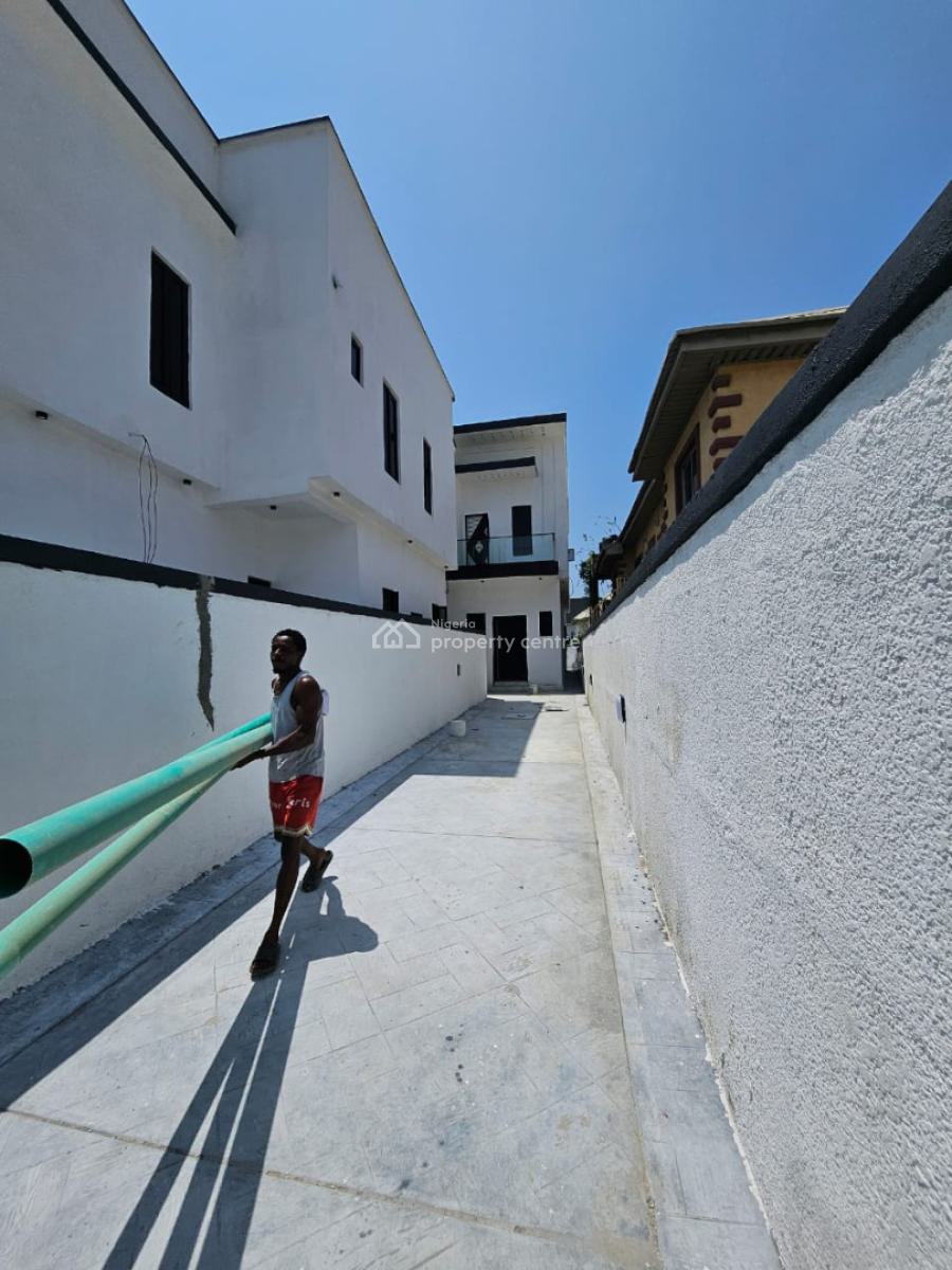 Luxury 4brm Detached Duplex with a Bq, Golden Pearl Estate Happy Land Bus Stop, Ajah, Lagos, Detached Duplex for Sale