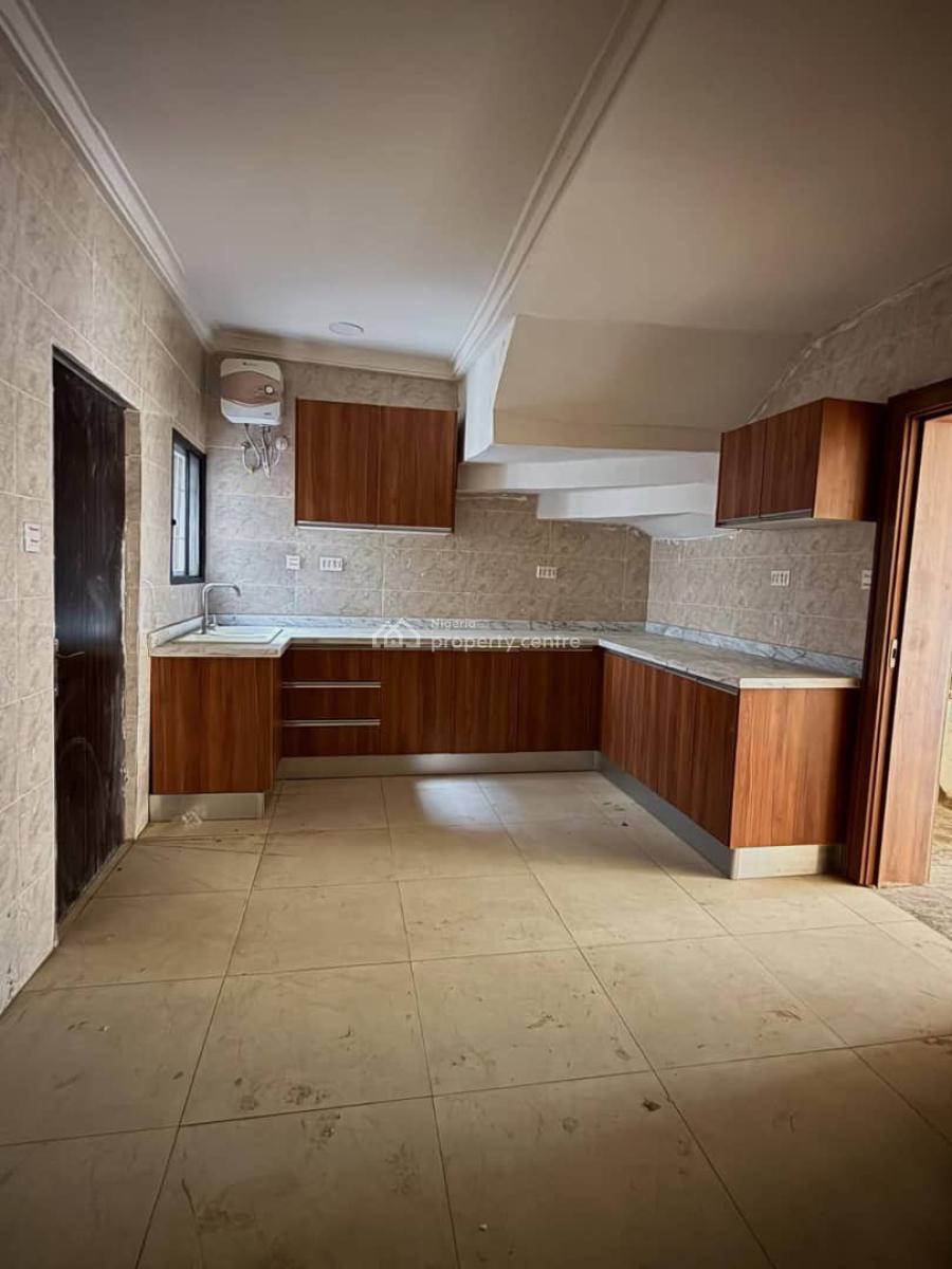 4 Bedroom Terrace Duplex in Guzape, Guzape District, Abuja, House for Rent