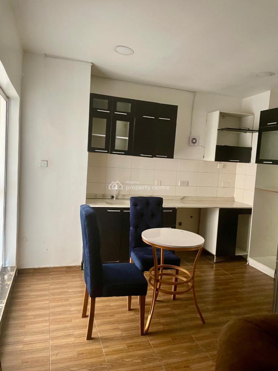 Serviced 2bedrooms  Apartments*, Off Admiralty Road, Lekki, Lagos, Flat / Apartment for Rent