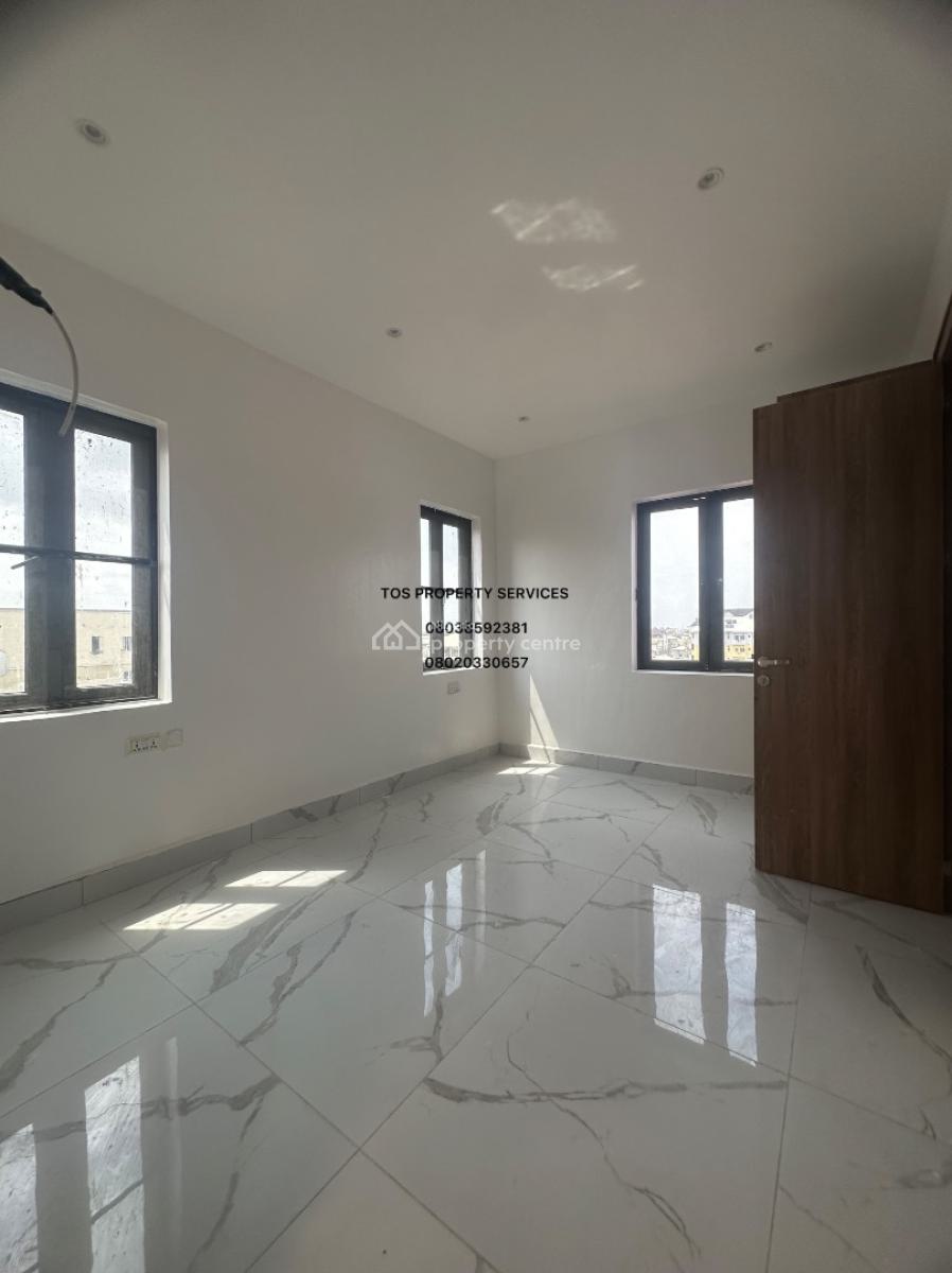 Fresh & Serviced 3 Bedroom Flat & Bq, Sabo-alagomeji, Alagomeji, Yaba, Lagos, Flat / Apartment for Rent