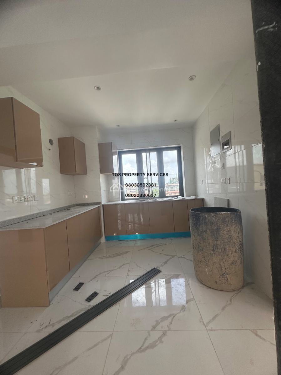 Fresh & Serviced 3 Bedroom Flat & Bq, Sabo-alagomeji, Alagomeji, Yaba, Lagos, Flat / Apartment for Rent