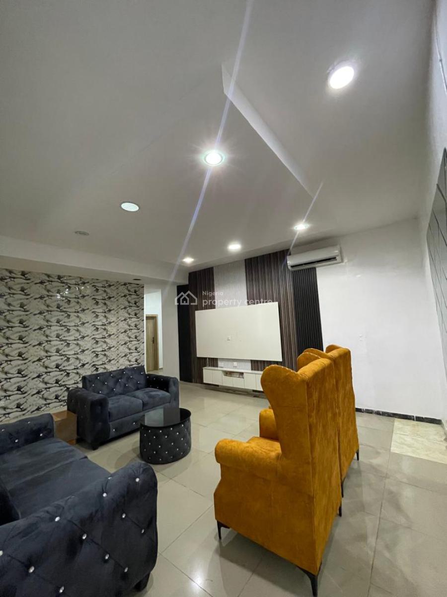Serviced 3-bedroom Apartment, Lekki Phase 1, Lekki, Lagos, Flat / Apartment for Rent