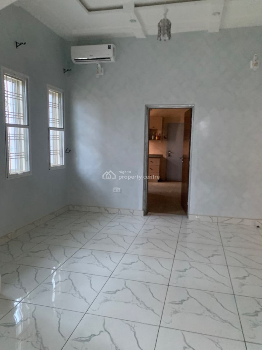 Luxury 4 Bed, Jahi, Abuja, Semi-detached Duplex for Rent