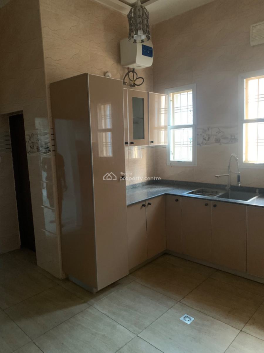 Luxury 4 Bed, Jahi, Abuja, Semi-detached Duplex for Rent